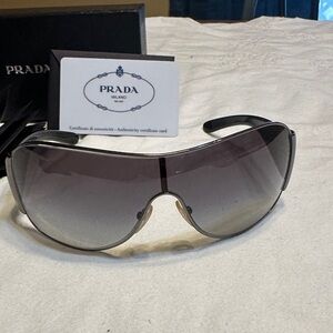 Prada Gradient Black Sunglasses 2007 Like new Worn once. Authenticity card
